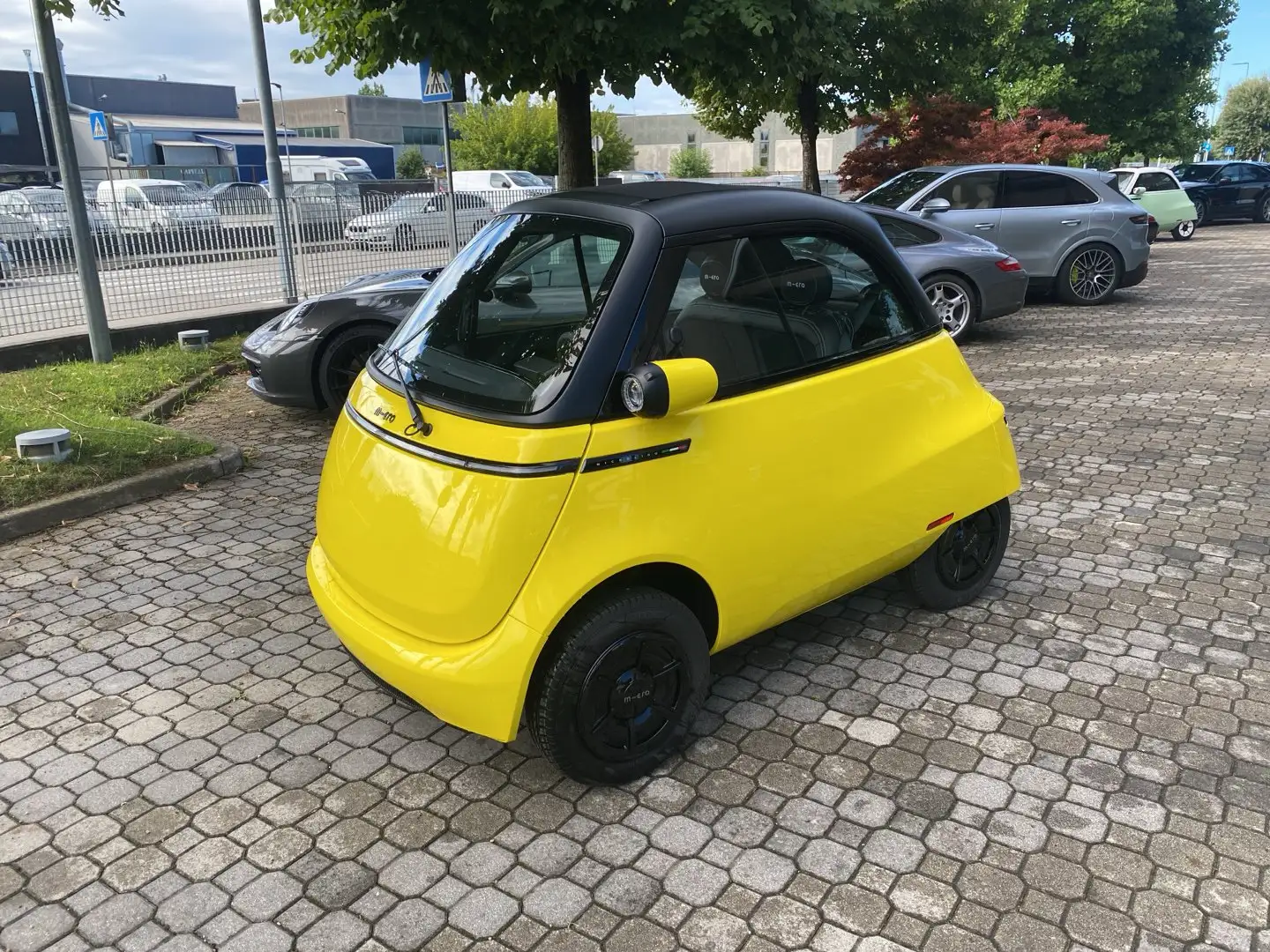 Micro Microlino Medium Range 10.5 kwh autonomia 200/177 KM Geel - 1