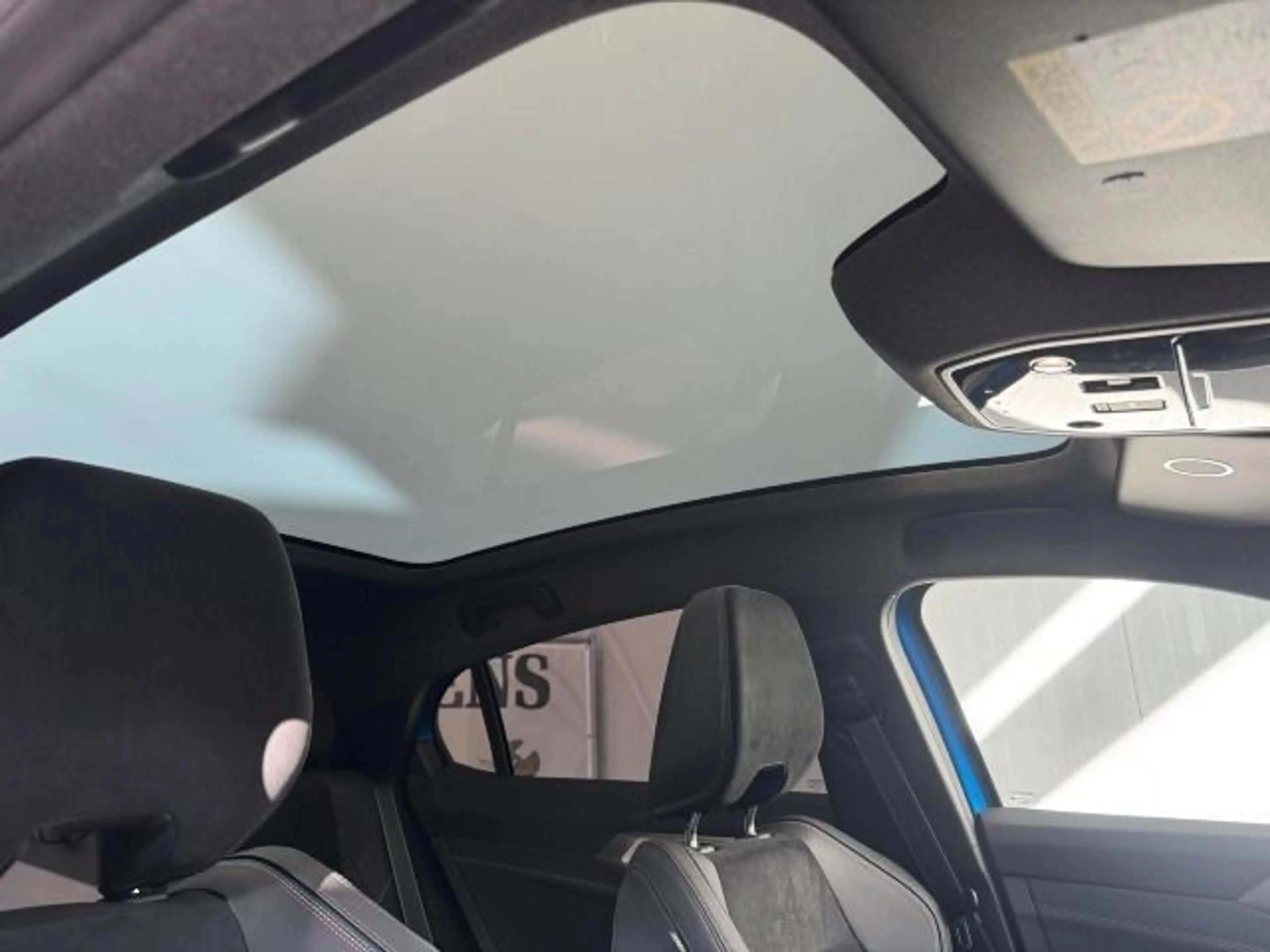 Renault Rafale 1.2 E-TECH Plug-in Hybrid 300 Atelier Alp — photo 11