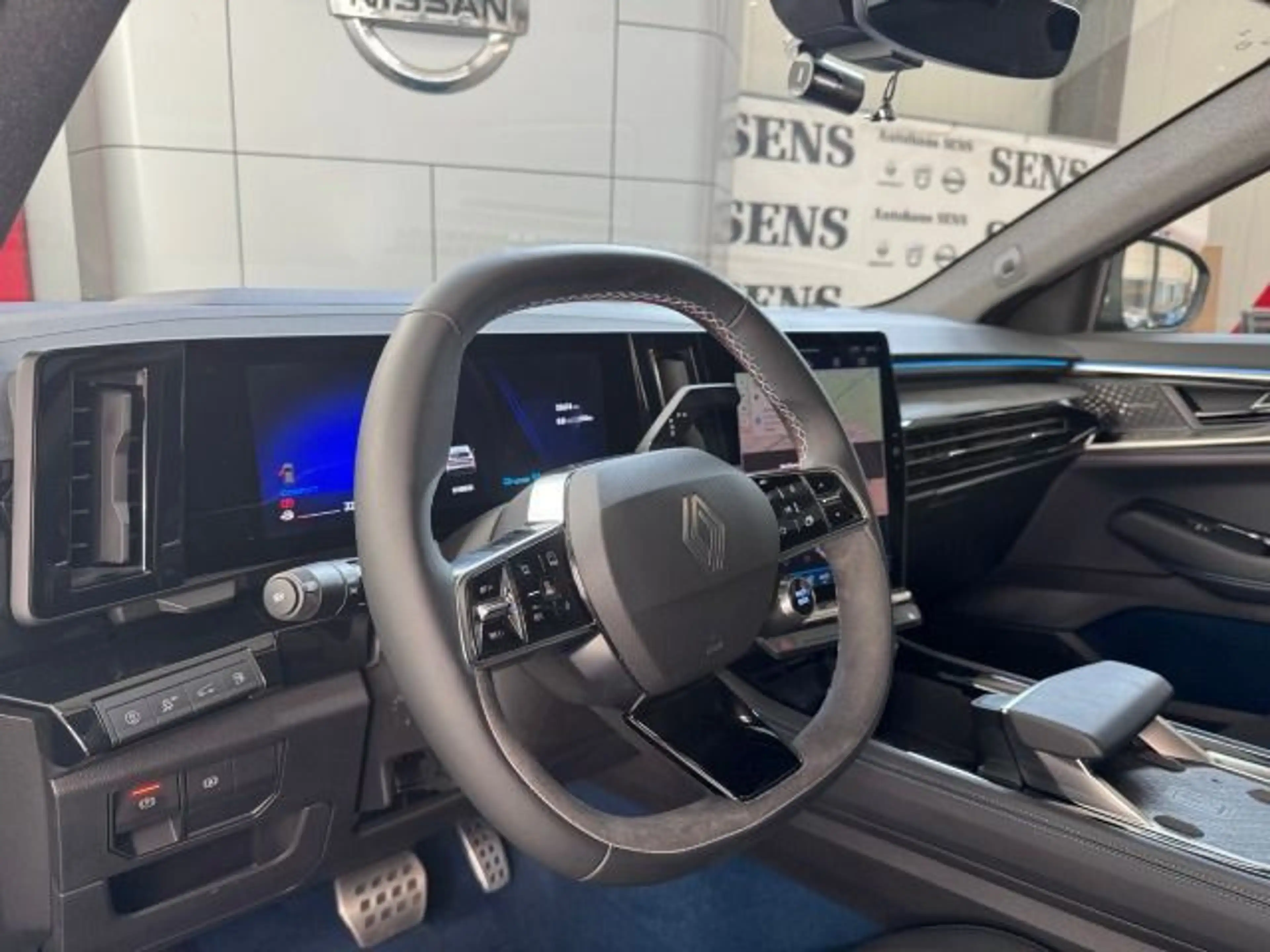 Renault Rafale 1.2 E-TECH Plug-in Hybrid 300 Atelier Alp — photo 14