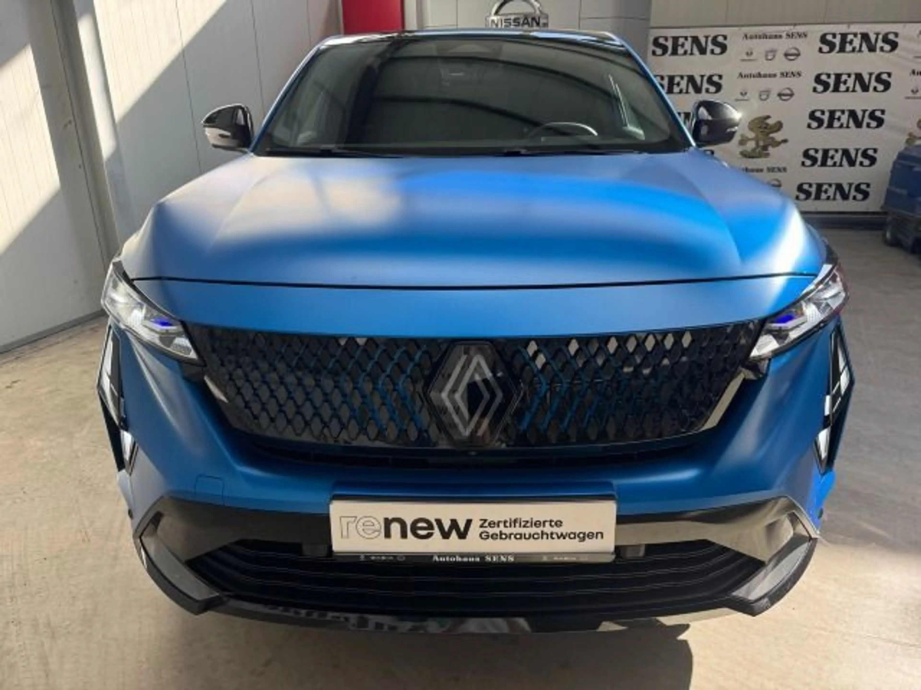 Renault Rafale 1.2 E-TECH Plug-in Hybrid 300 Atelier Alp — photo 3