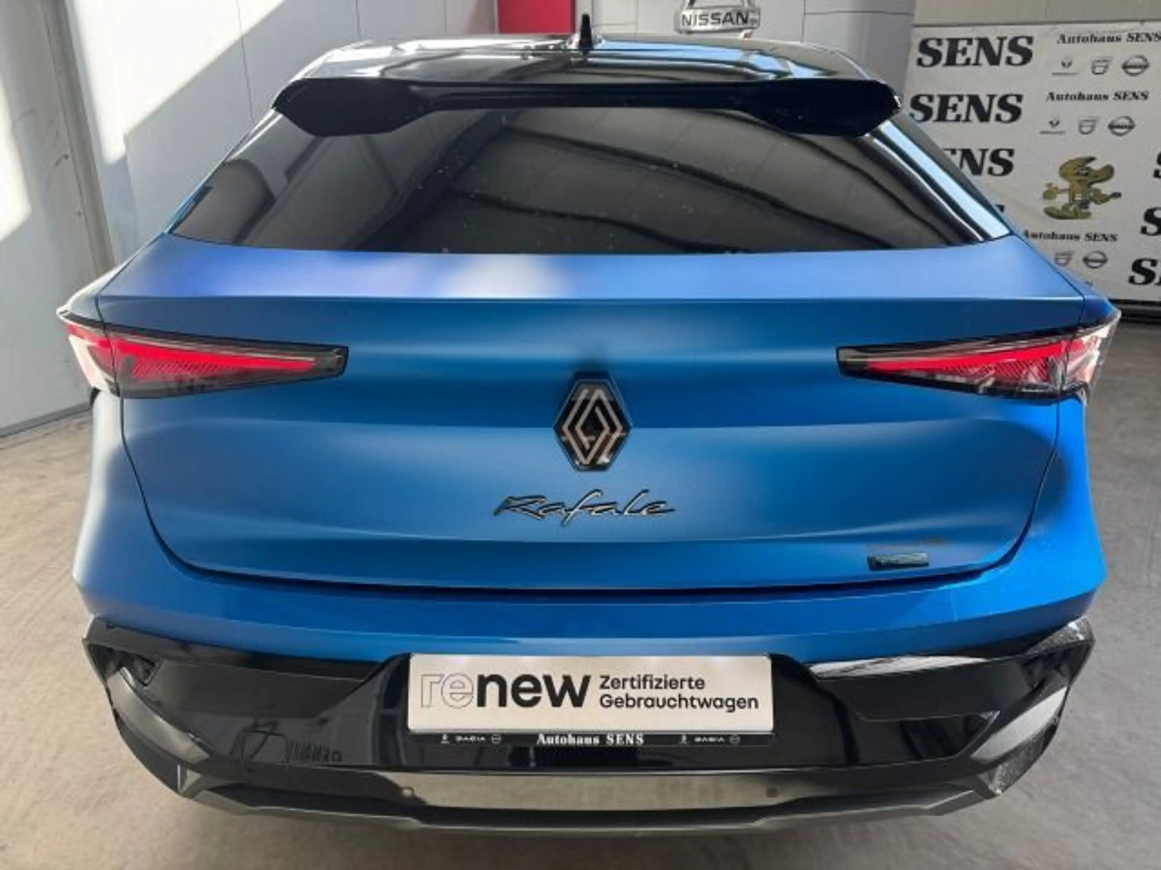 Renault Rafale 1.2 E-TECH Plug-in Hybrid 300 Atelier Alp — photo 6