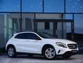 Mercedes-Benz GLA 220 CDI 4-Matic *Panorama - Night Paket* Weiß - thumbnail 3