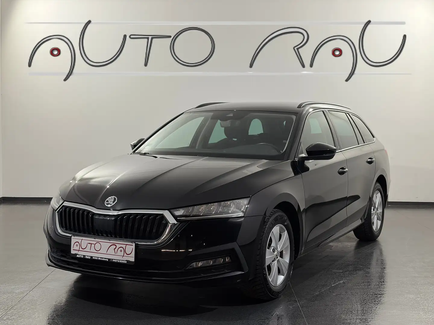 Skoda Octavia Combi 2.0 TDI Ambition DSG *LED*NAVI*PDC* Schwarz - 1
