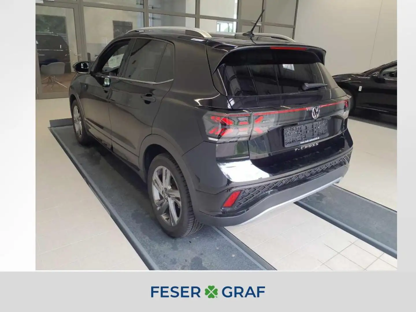 Volkswagen T-Cross R-Line 1.5 TSI DSG 150PS Schwarz - 1