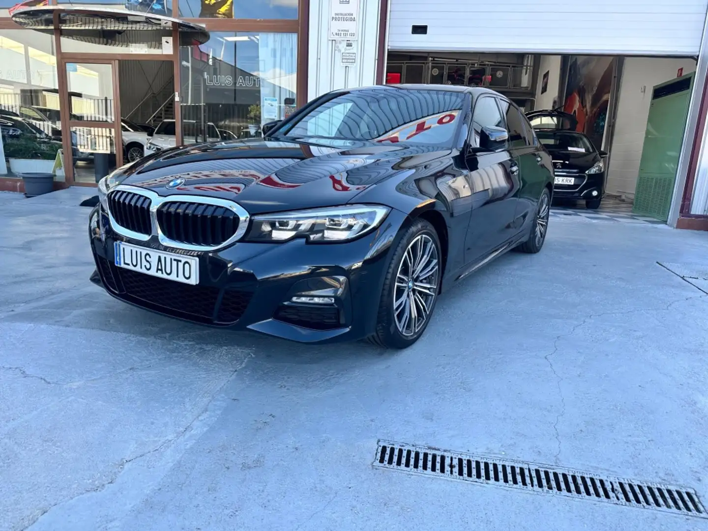 BMW 320 320dA M Sport Pro Negro - 1