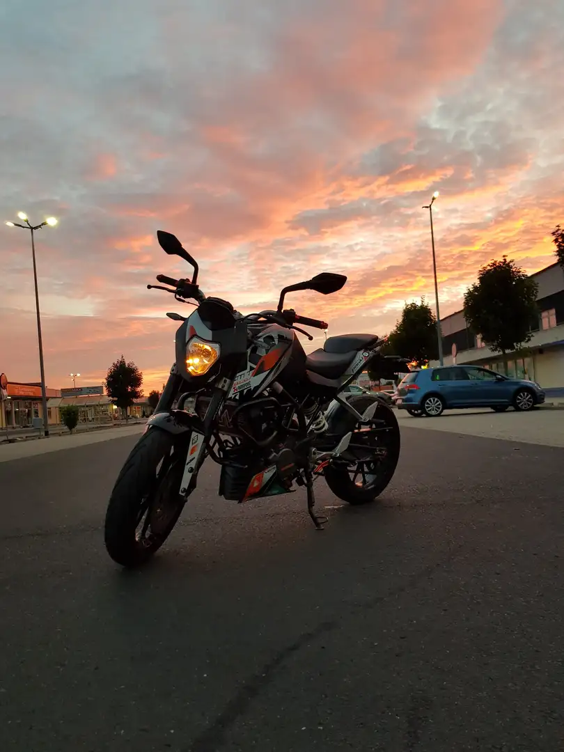 KTM 125 Duke - 2