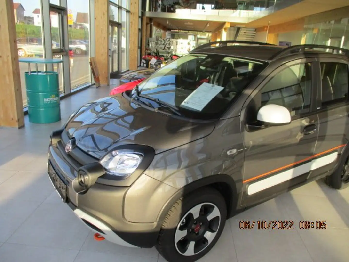 Fiat Panda 4x2 FireFly Hybrid 70 Garmin CROSS Grau - 1