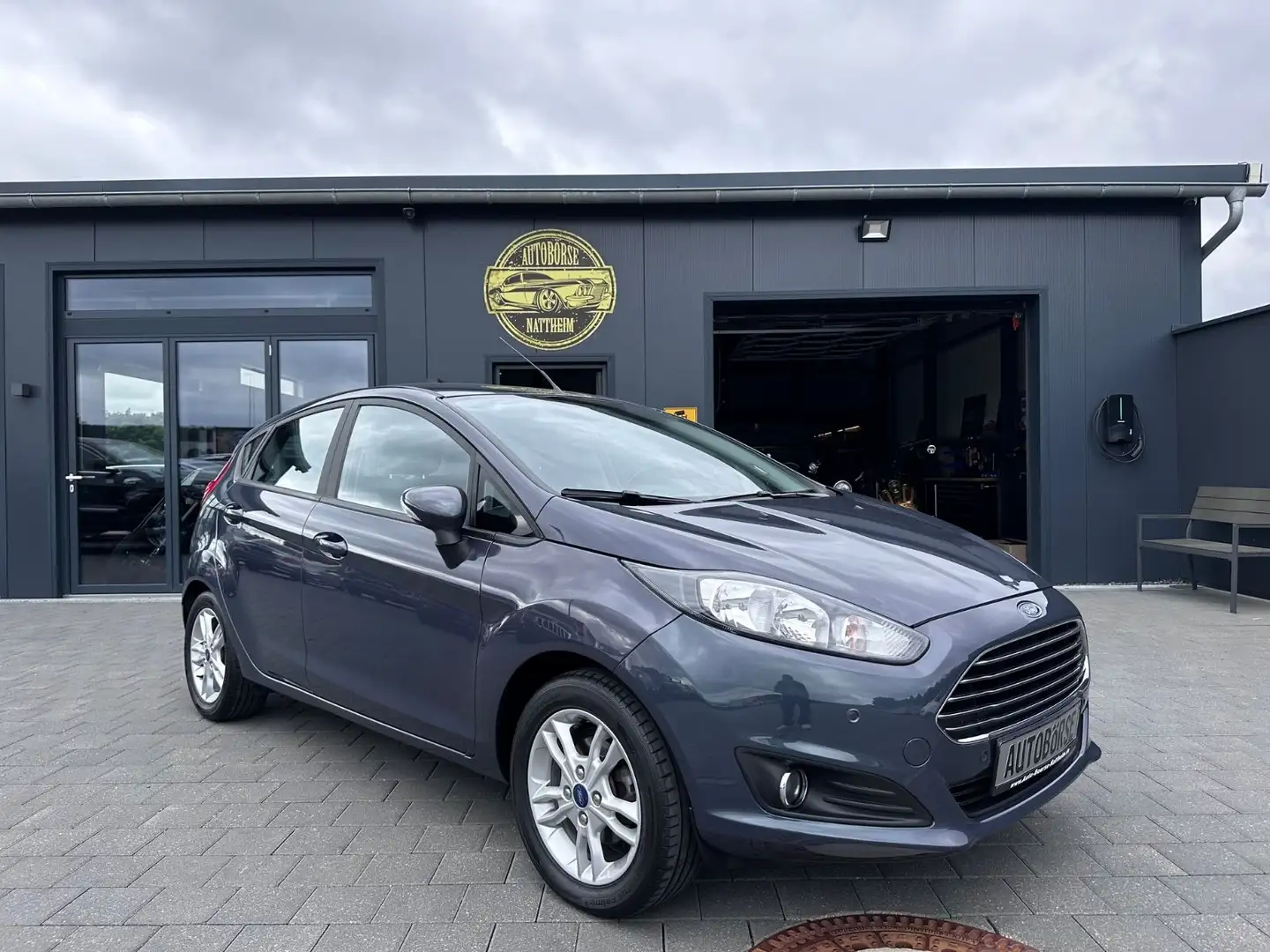 Ford Fiesta Sync Edition*8-Fach*2. Hand* Schwarz - 1