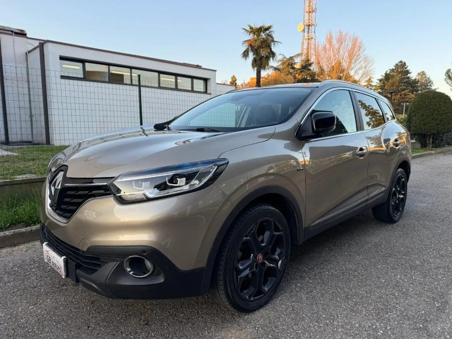 Renault Kadjar dCi 8V 110CV Energy Hypnotic2 NAVI - LED - BT - 19 Argent - 1