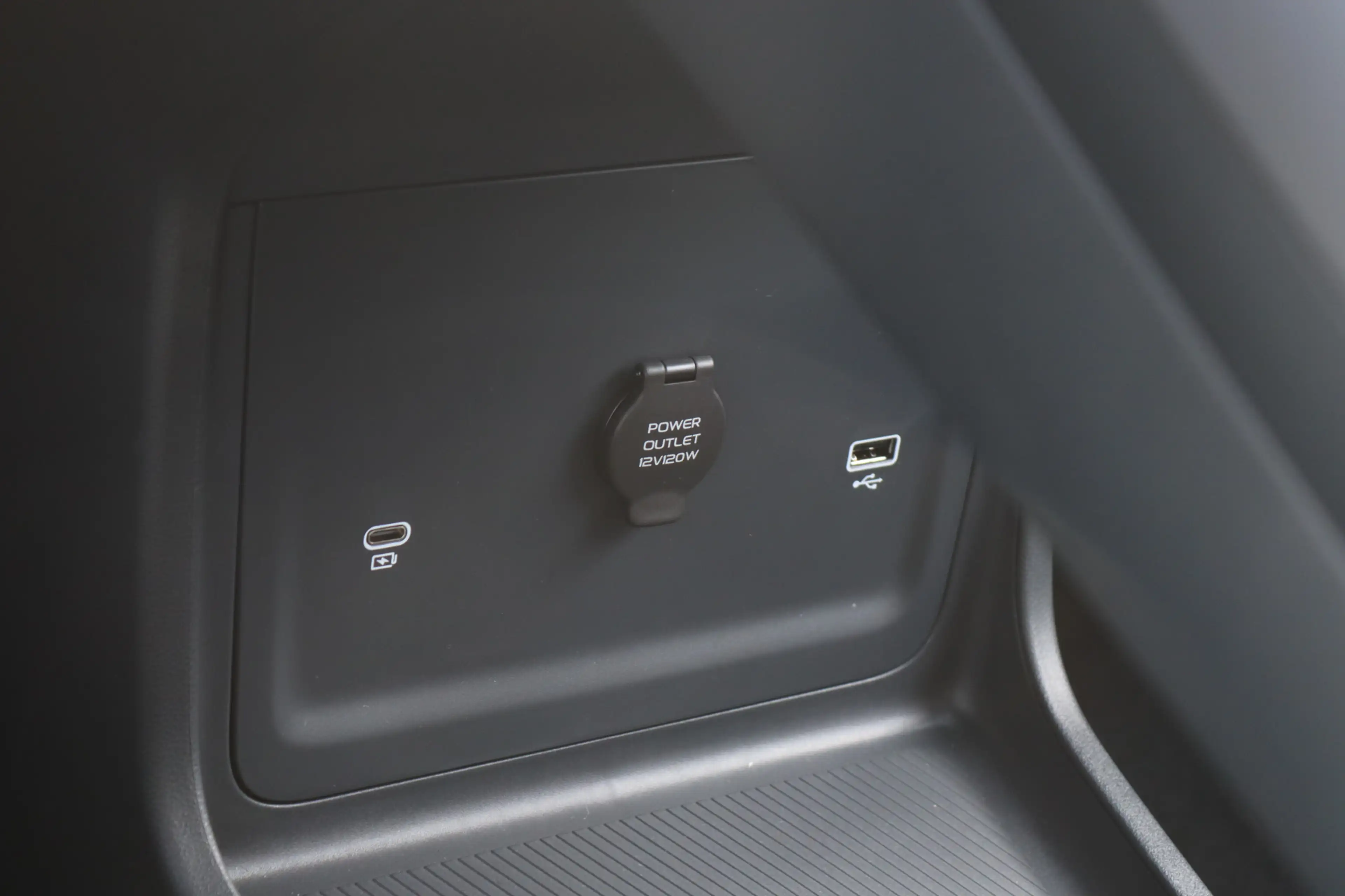 Geely Starray EM-i 1.5 Max+ Long Range [136km] Pano/Leder/Keyless/360 — photo 31