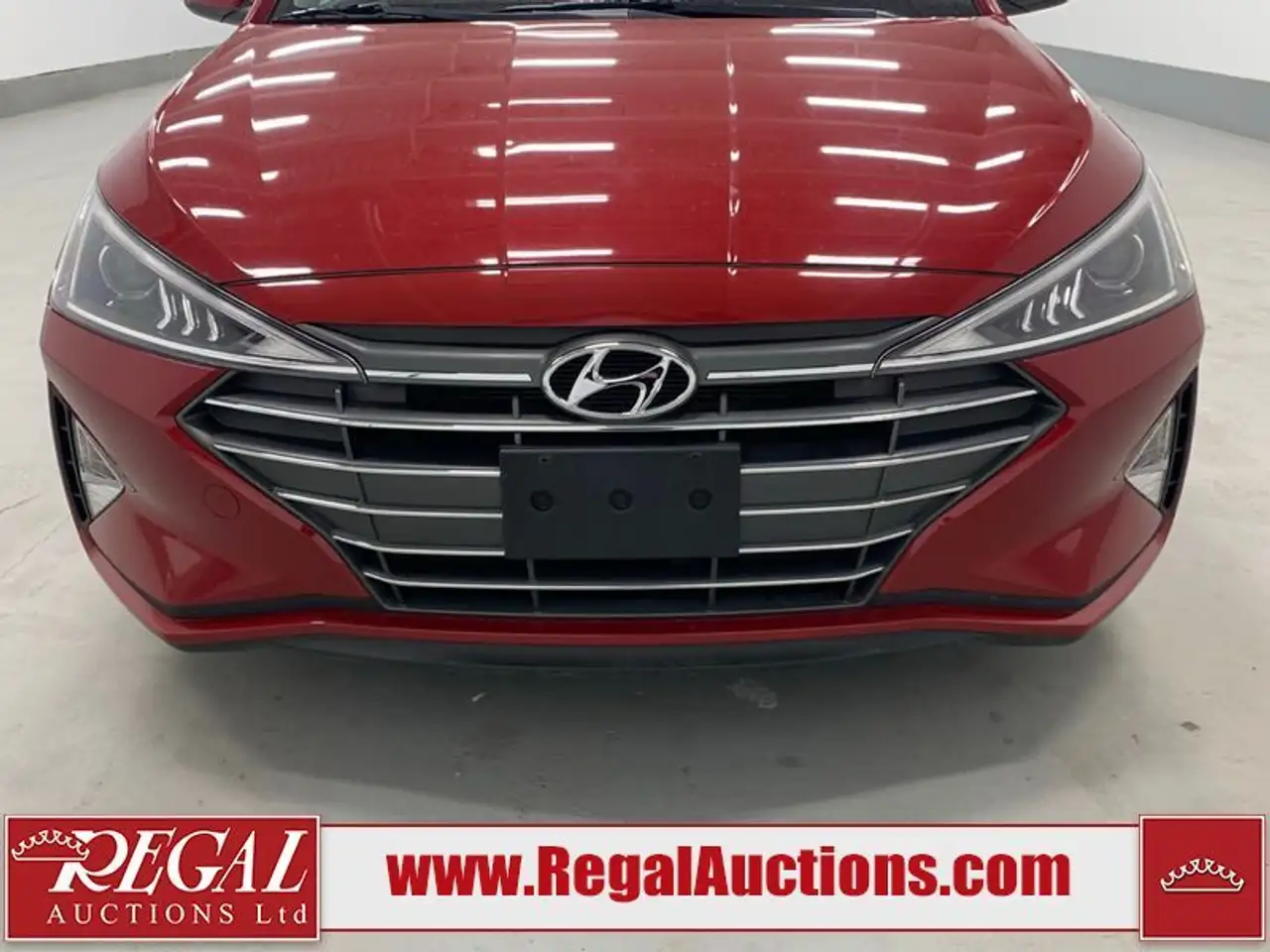 Hyundai ELANTRA снимка Hyundai ELANTRA
