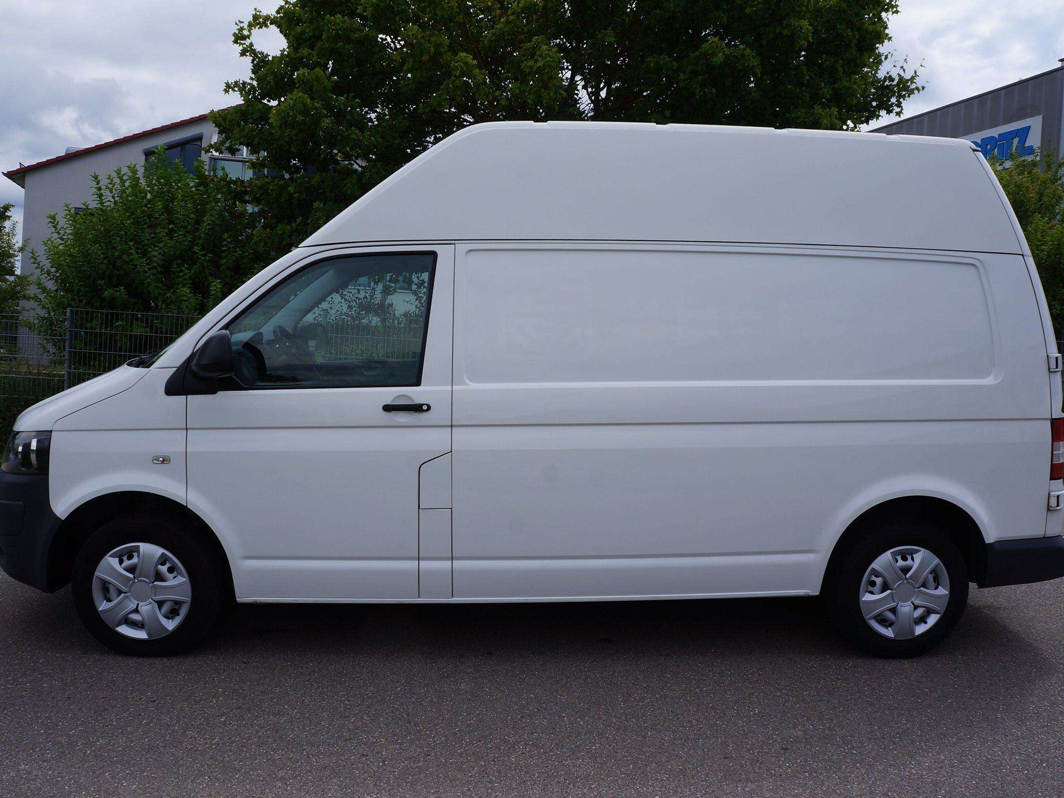 Second hand Volkswagen Transporter T5