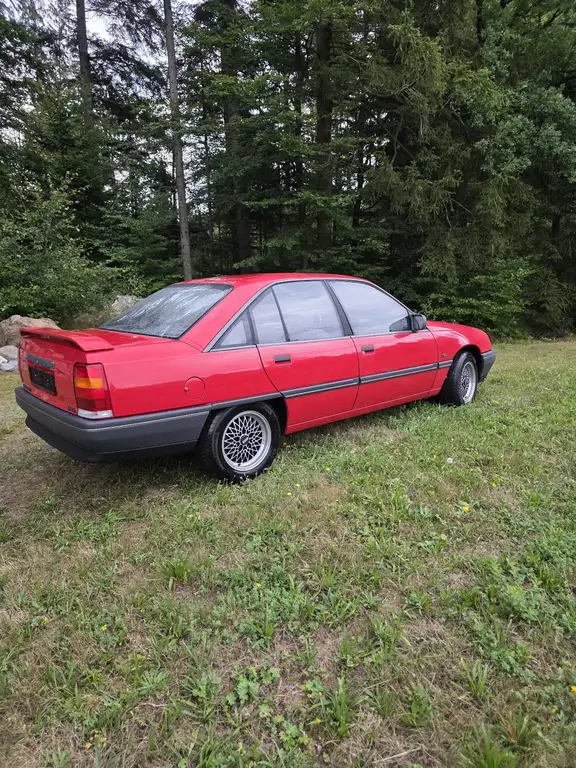 Opel Omega 1987 из Европы — купить под ключ