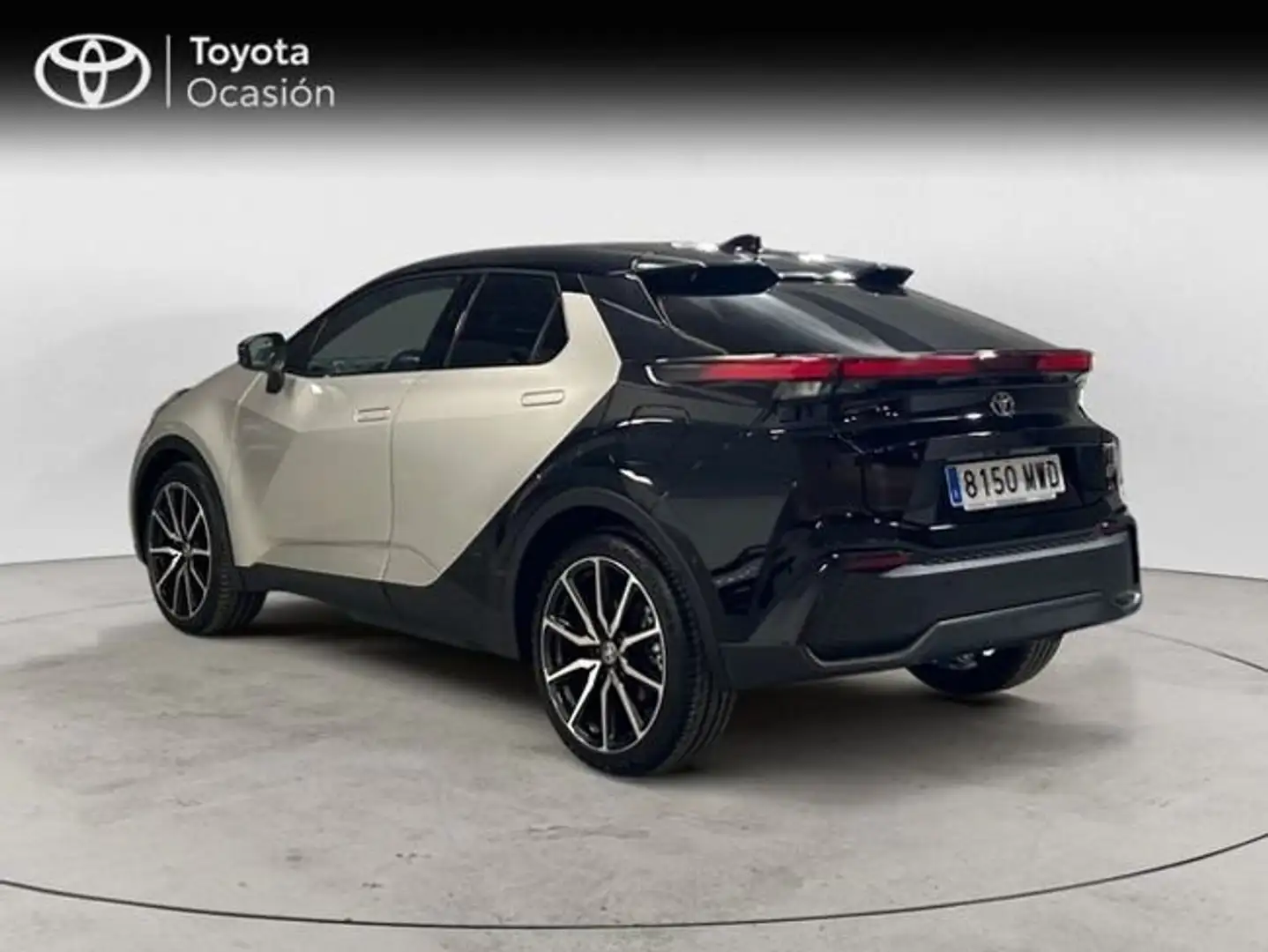 Toyota C-HR 220PH GR Sport Premiere Edition Plateado - 2