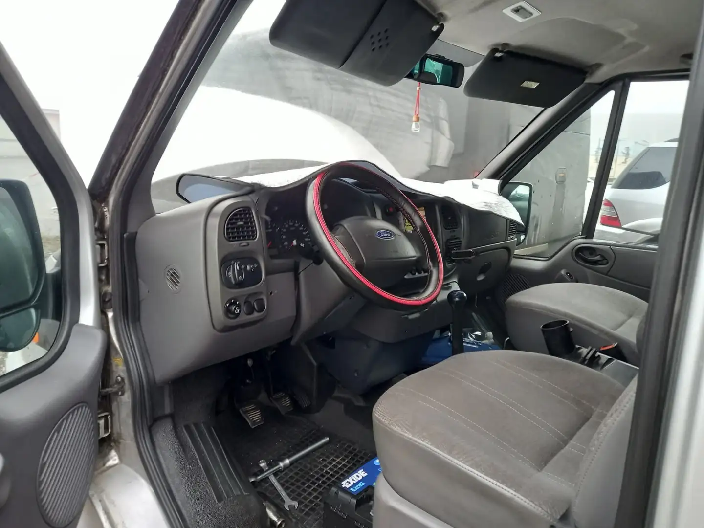 Ford Transit Bus DTCI 8 sitze - 2