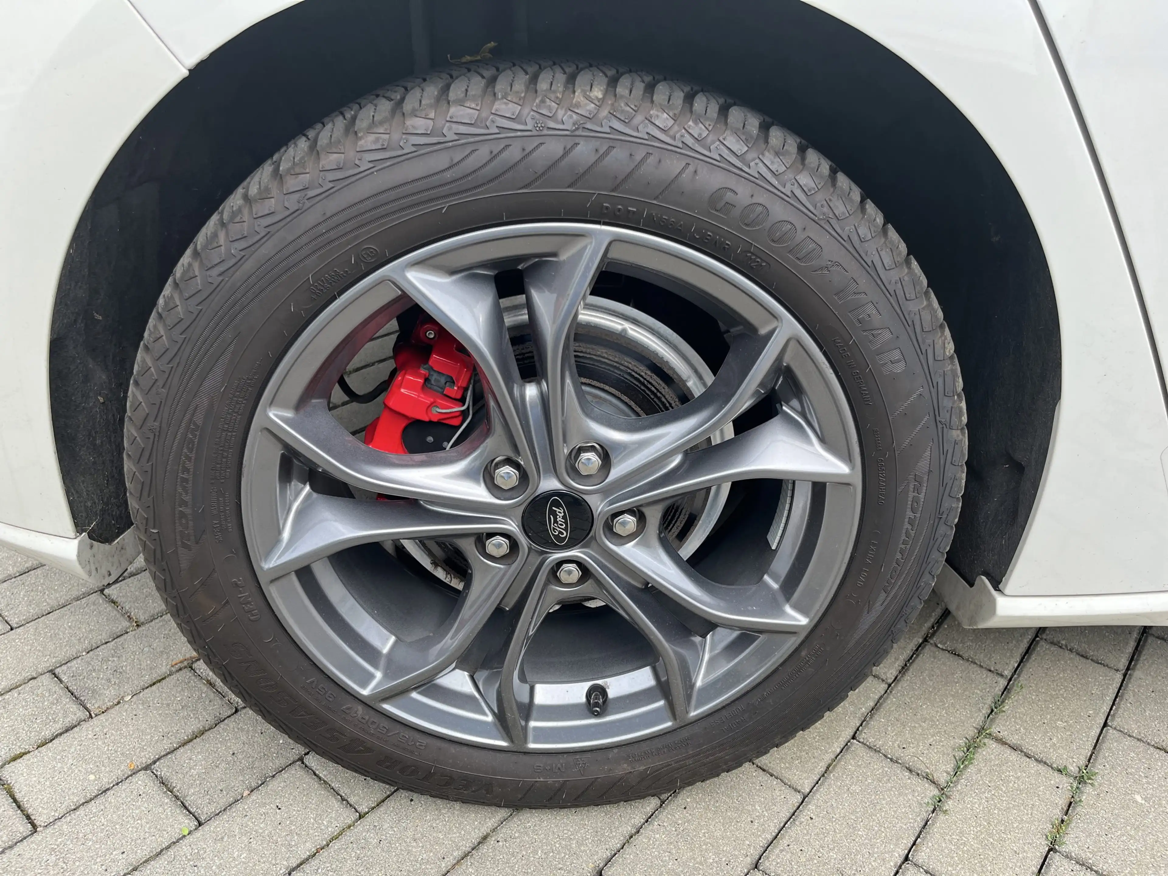 Ford Focus 1.5 EcoBoost ST-Line X ACC+LED+Navi+SHZ+LM — photo 8