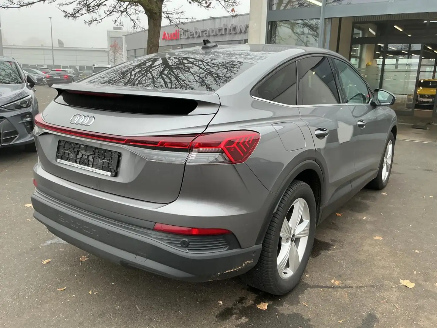 Audi Q4 e-tron 35 Sportback Navi PDC Sitzheizung LED Grau - 2