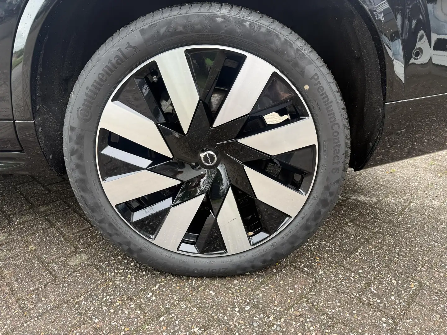 Volvo XC90 2.0 T8 Recharge AWD Plus Bright 360 l leder l Zwart - 2