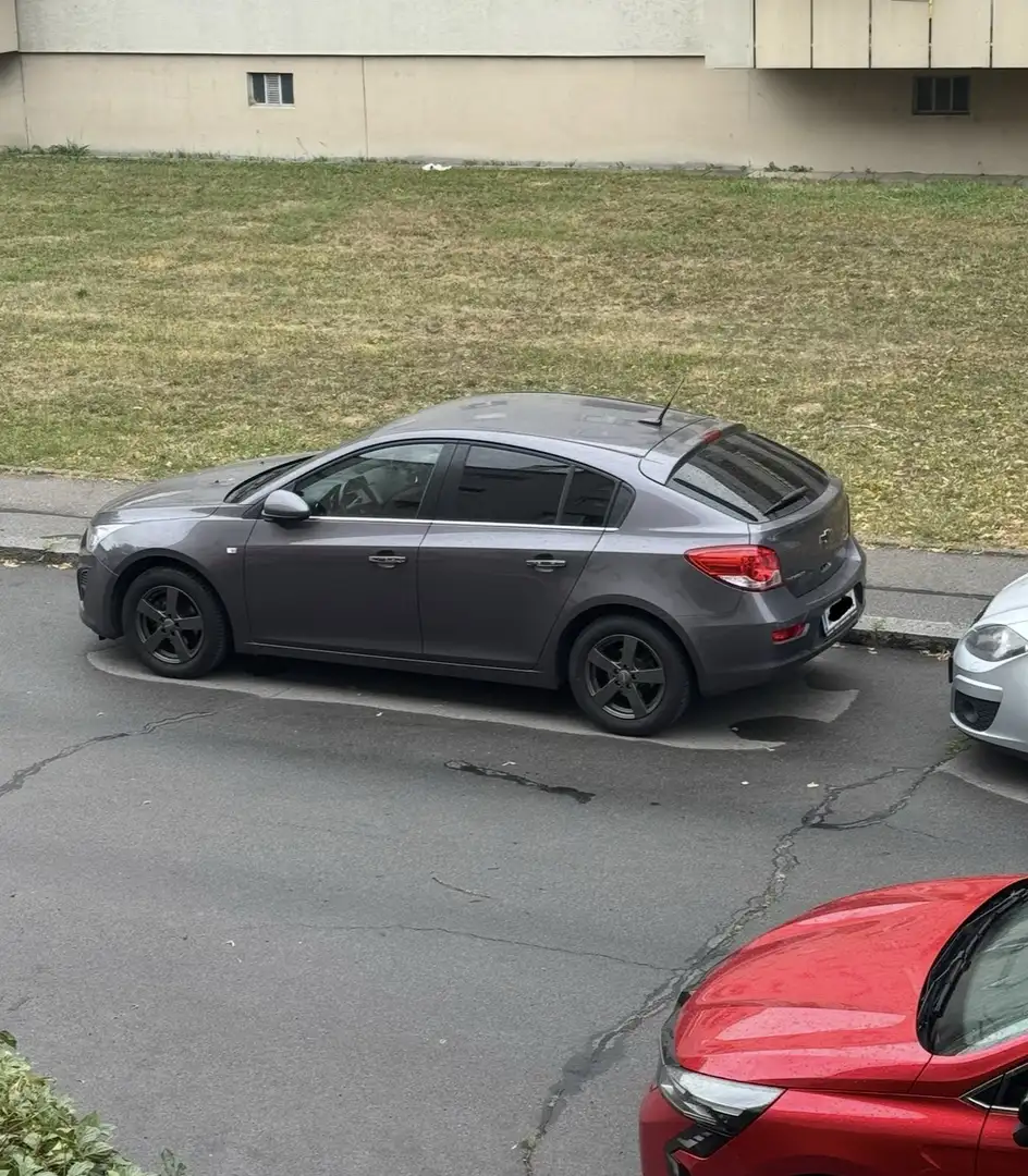 Chevrolet Cruze 1.8 Automatik LTZ - 1