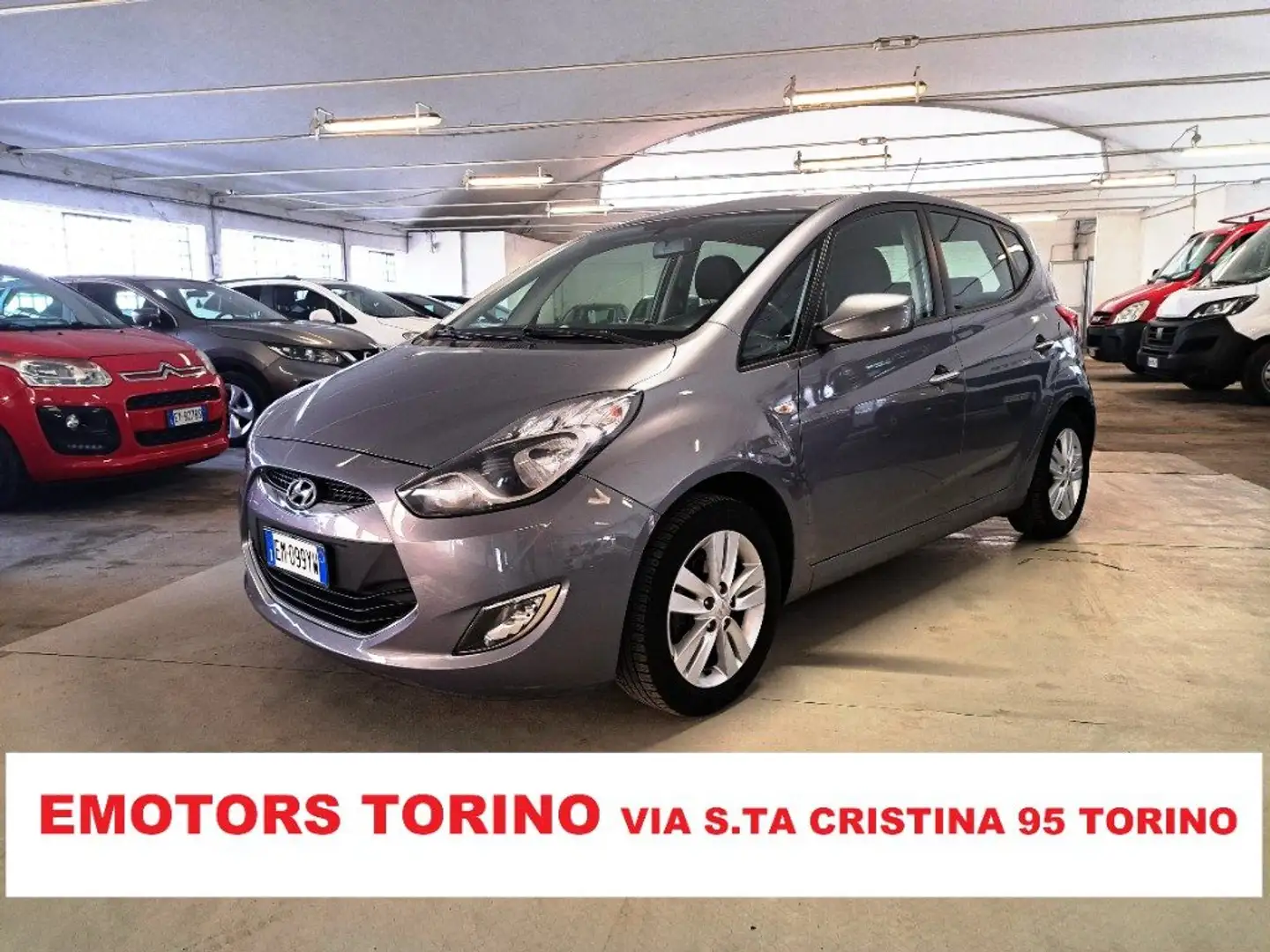 Hyundai iX20 1.4 90 CV Comfort Gris - 1