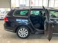 Volkswagen Passat 2.0 TDI*2HAND*AHK*KLIMA*SITZ-HZG*TEMPOMAT Zwart - thumbnail 14