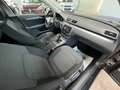 Volkswagen Passat 2.0 TDI*2HAND*AHK*KLIMA*SITZ-HZG*TEMPOMAT Zwart - thumbnail 12