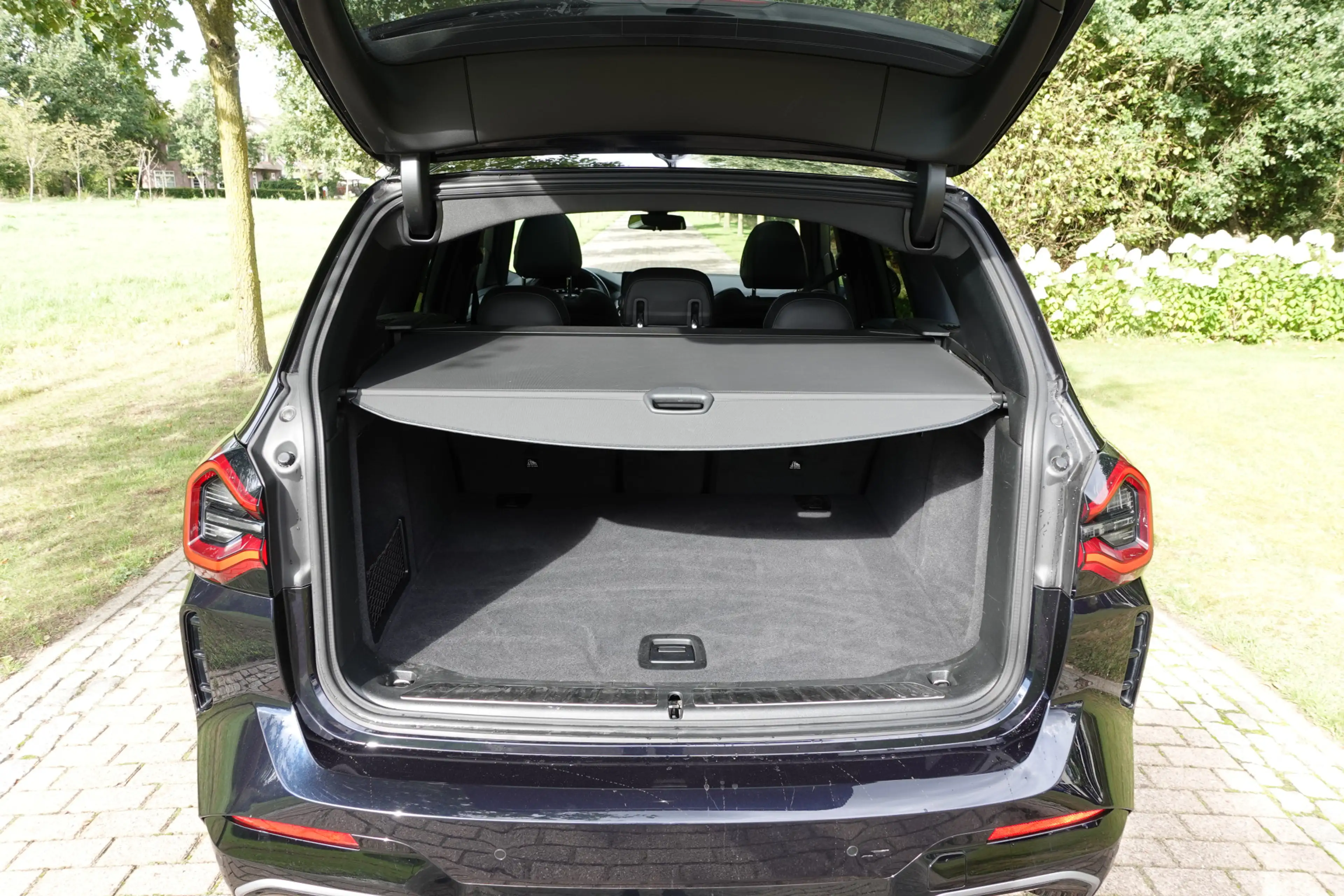 BMW iX3 Executive 80 kWh | Elektr. Trekhaak | Camera | Pan — photo 19