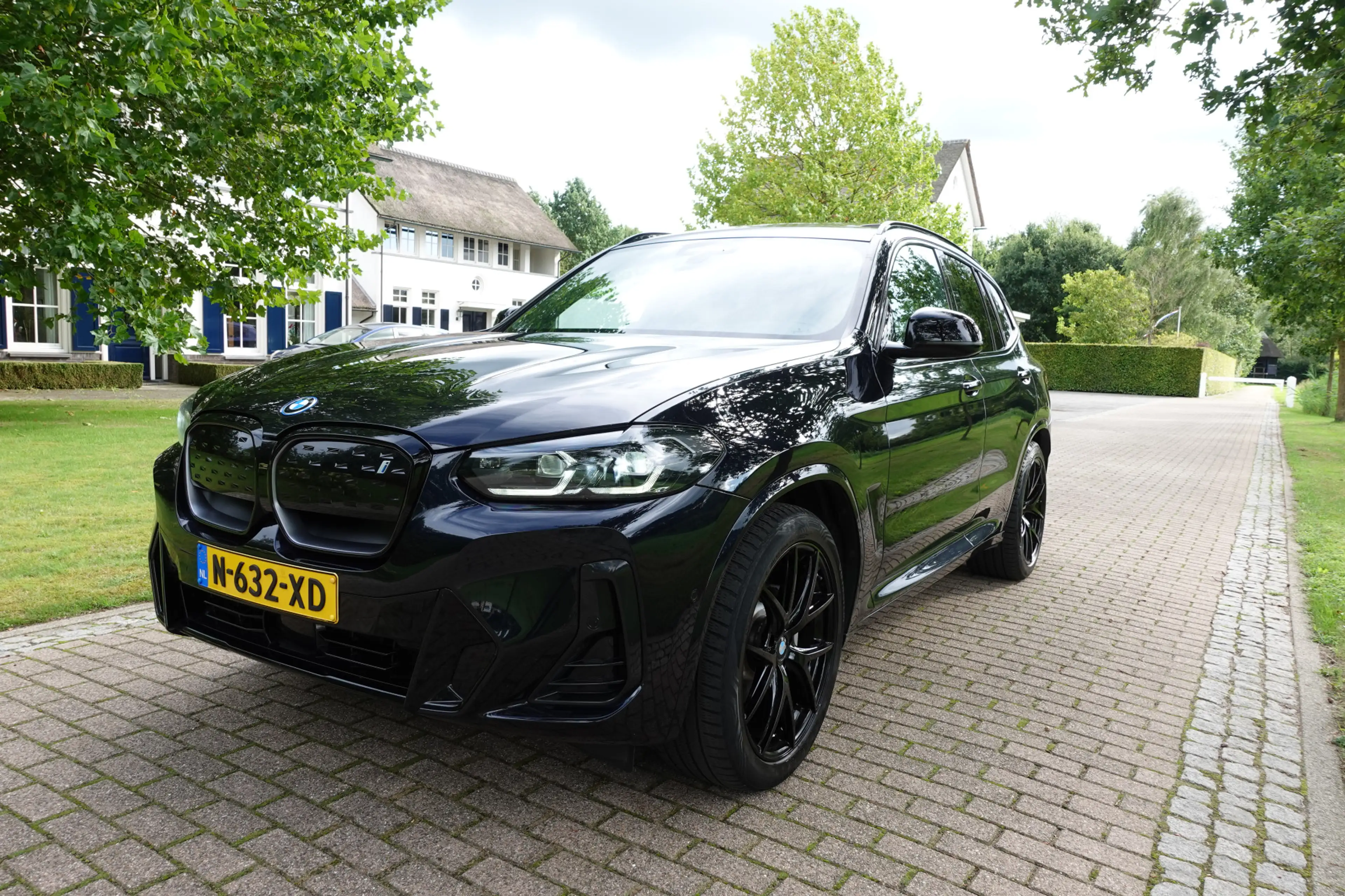 BMW iX3 Executive 80 kWh | Elektr. Trekhaak | Camera | Pan — photo 2