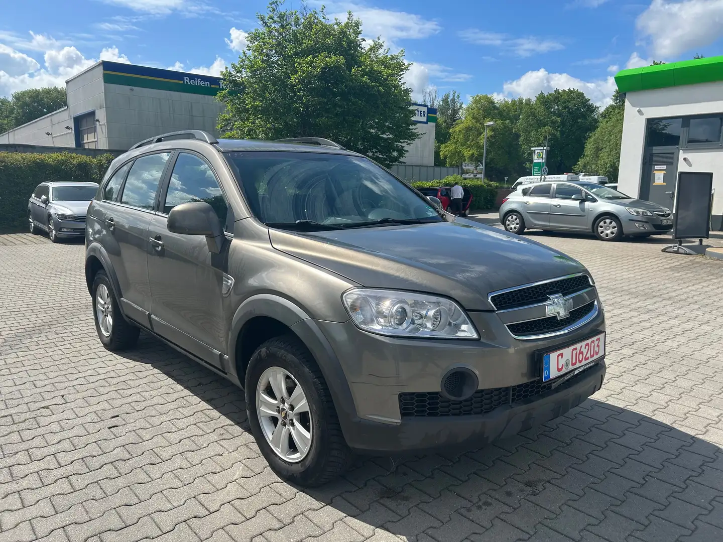 Chevrolet Captiva 2.4 LS 2WD - 2