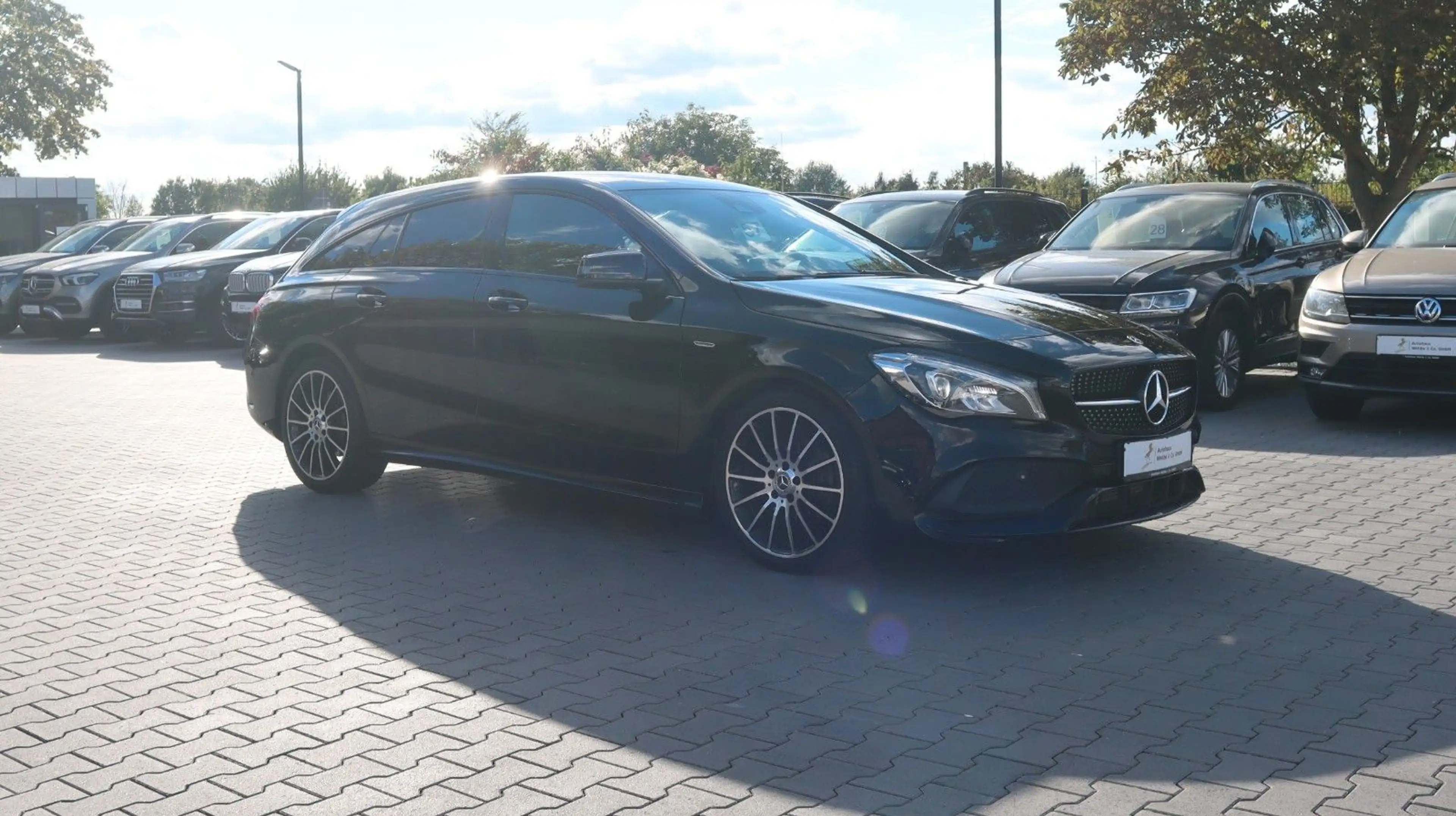 Mercedes-Benz CLA 200 AMG Sport Aut. Navi LED Ambiente PDC