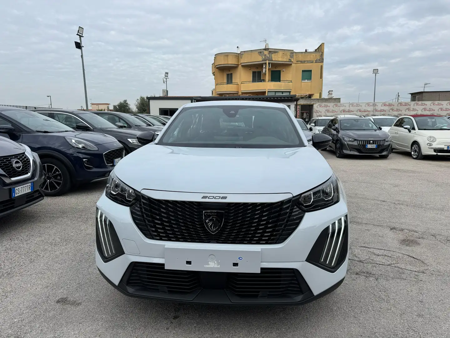 Peugeot 2008 1200 100 CV ACTIVE Bianco - 1