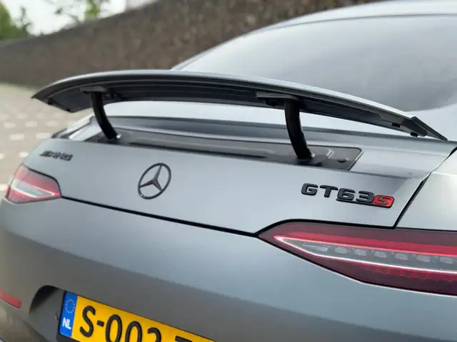 Mercedes-Benz AMG GT view 10