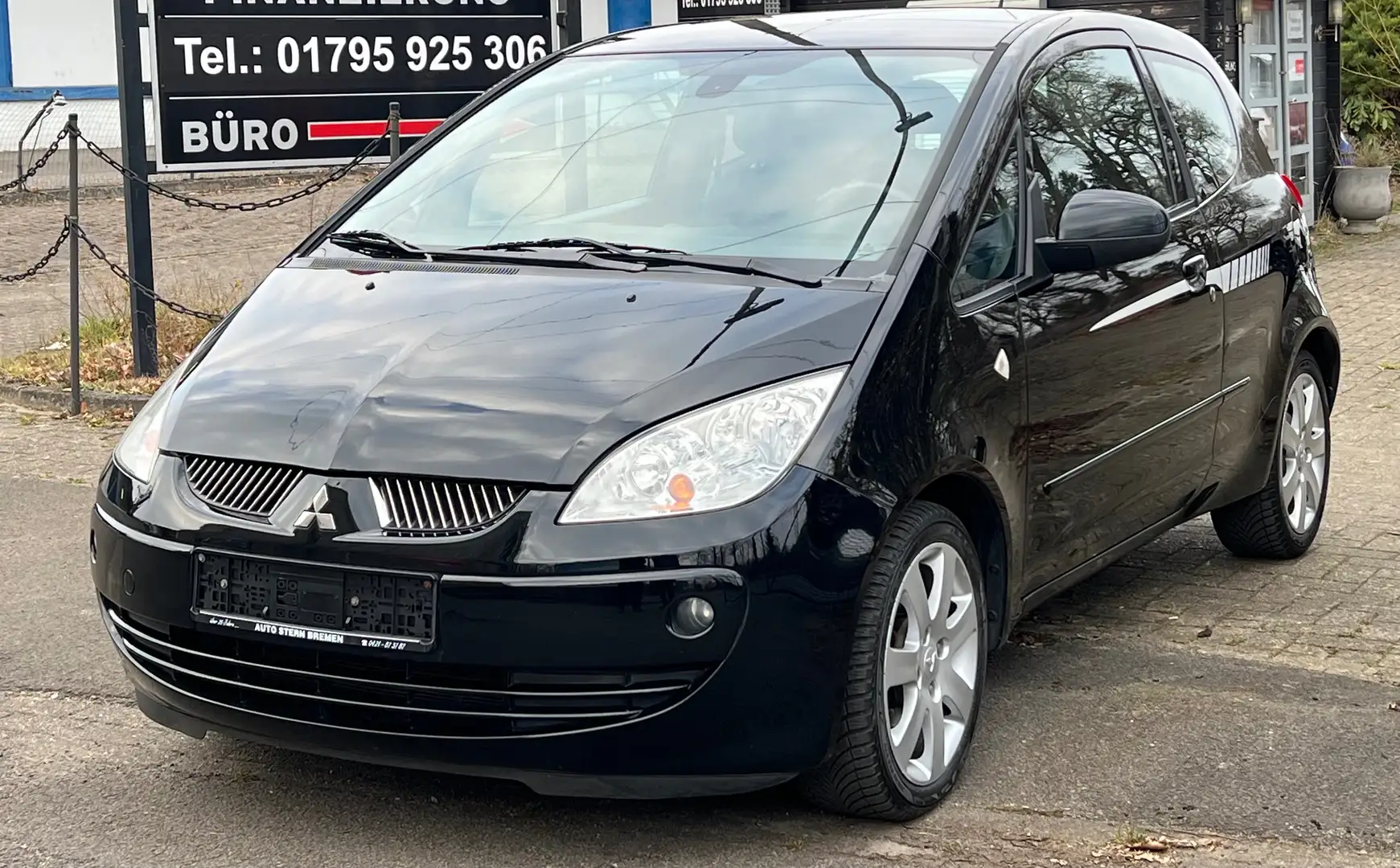 Mitsubishi Colt 1.3 Motion-Klima-Tüv Neu Negro - 1