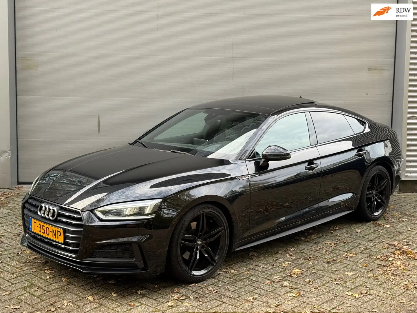 Audi A5 Sportback 40 TFSI Sport S-line black edition l Pan Zwart - 1