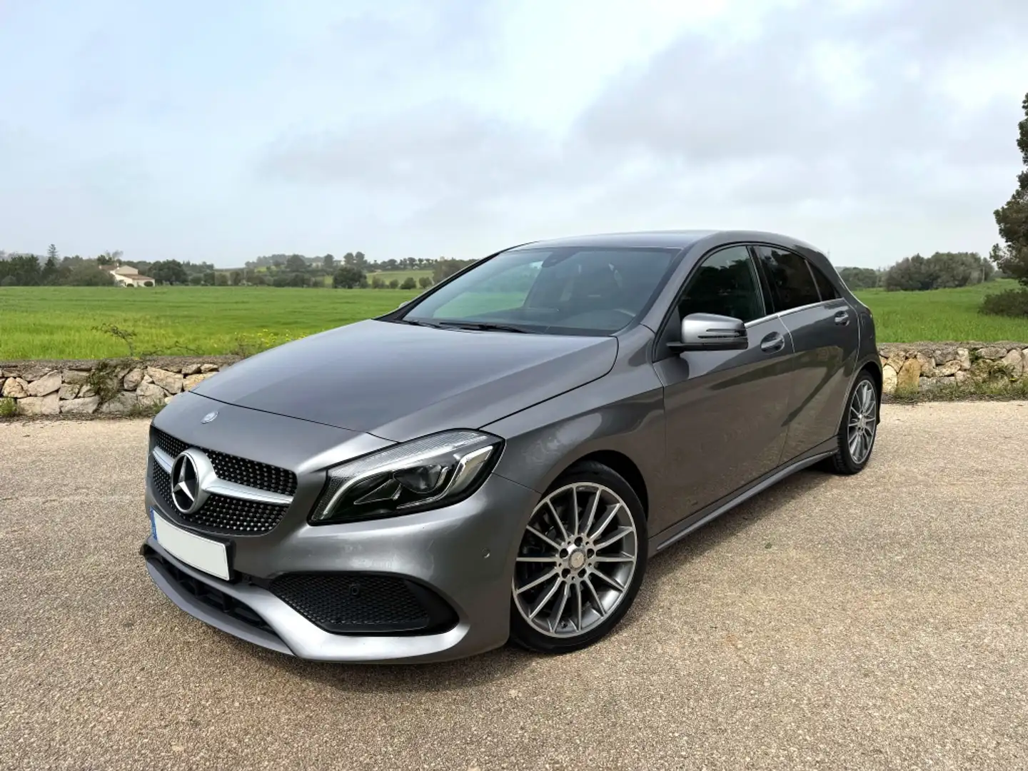 Mercedes-Benz A 220 220d 7G-DCT Gris - 1