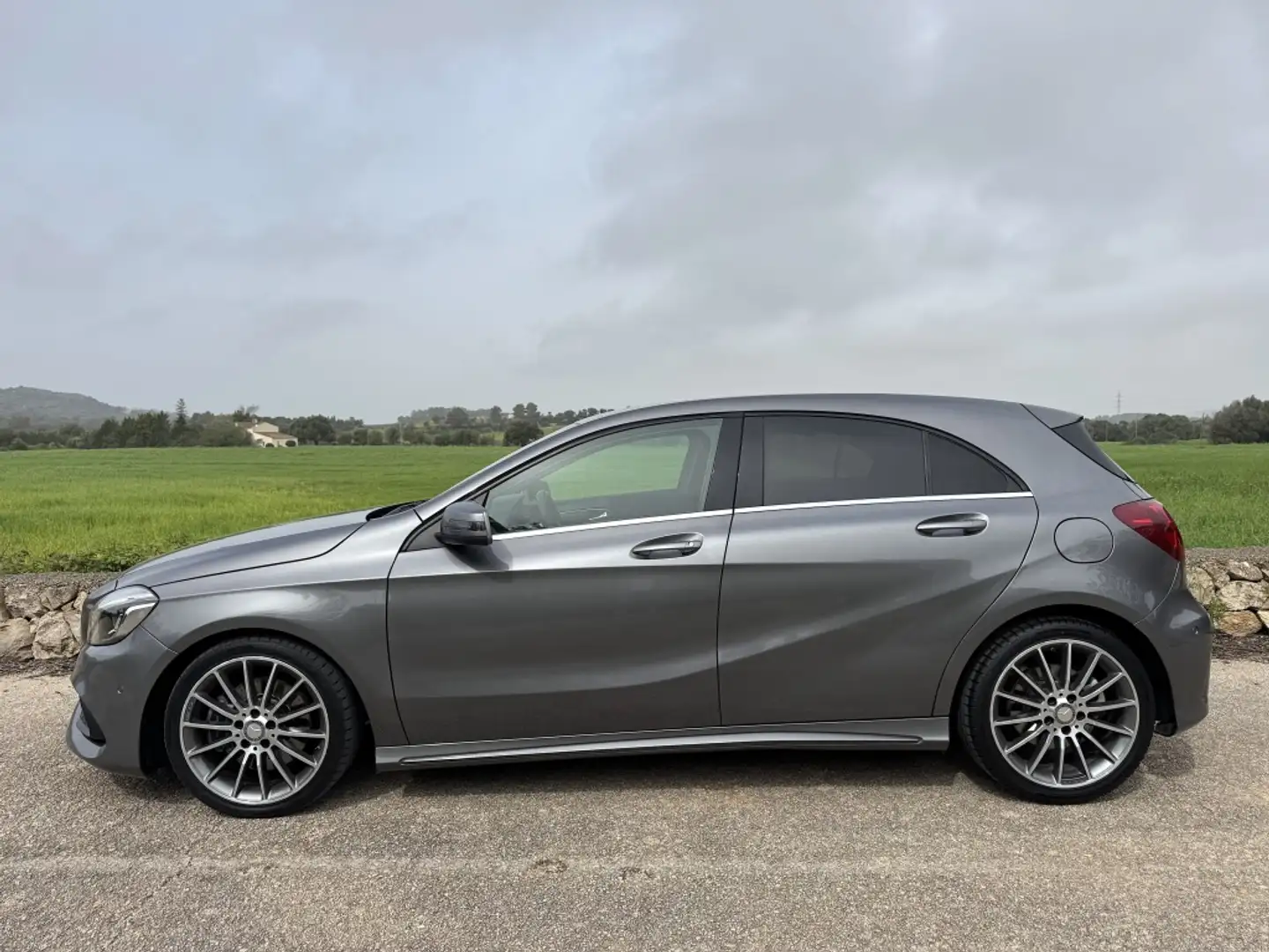 Mercedes-Benz A 220 220d 7G-DCT Gris - 2