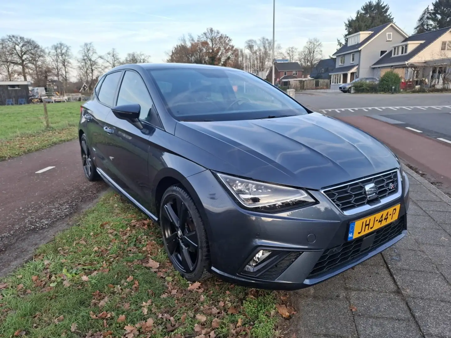 SEAT Ibiza 1.0 TSI FR Bns Int.+ Grigio - 2