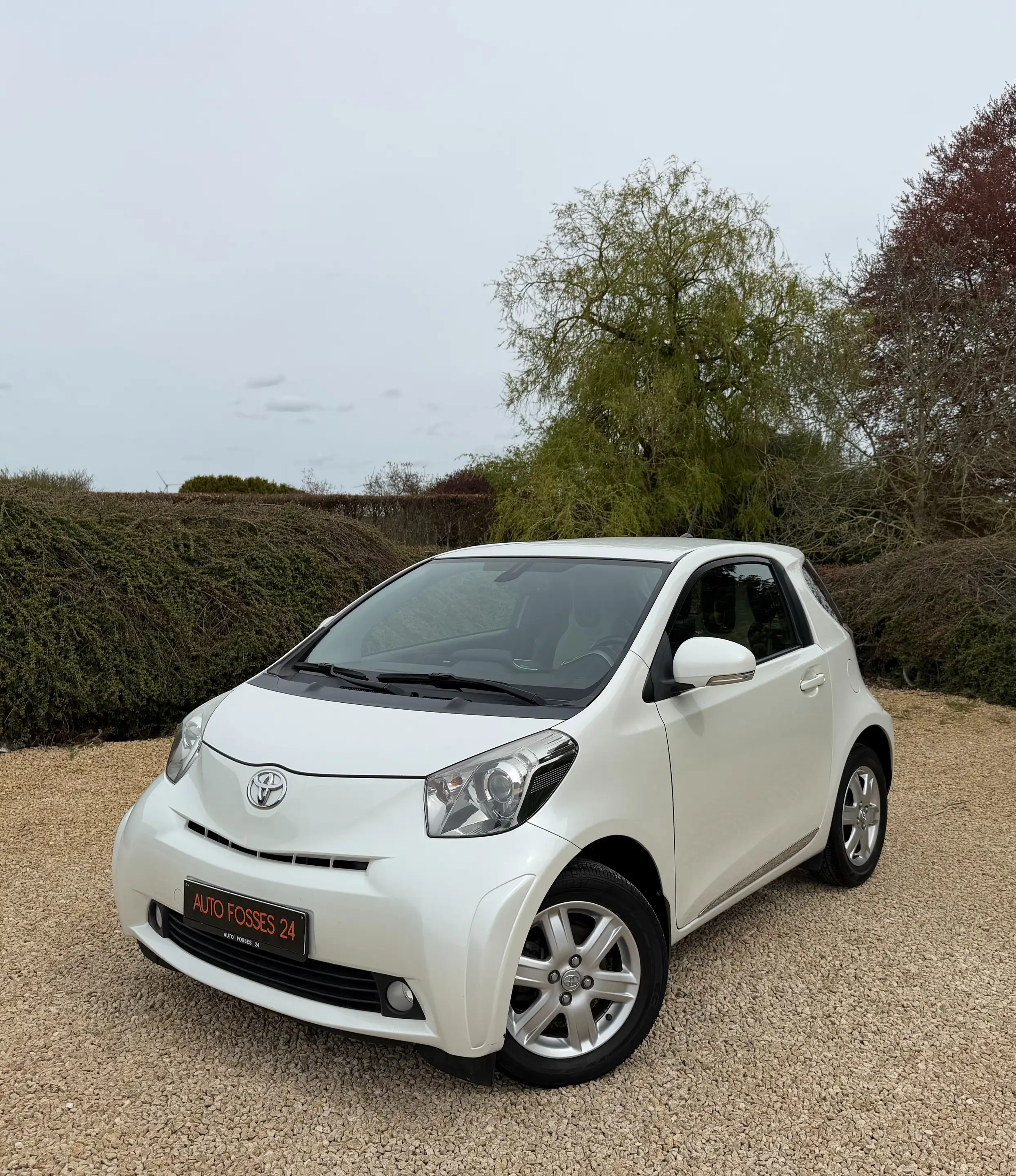 Toyota iQ 1.0i VVT-i FULL OPTIONS PREMIER PROPRIETAIRE GARANTIE 1 AN