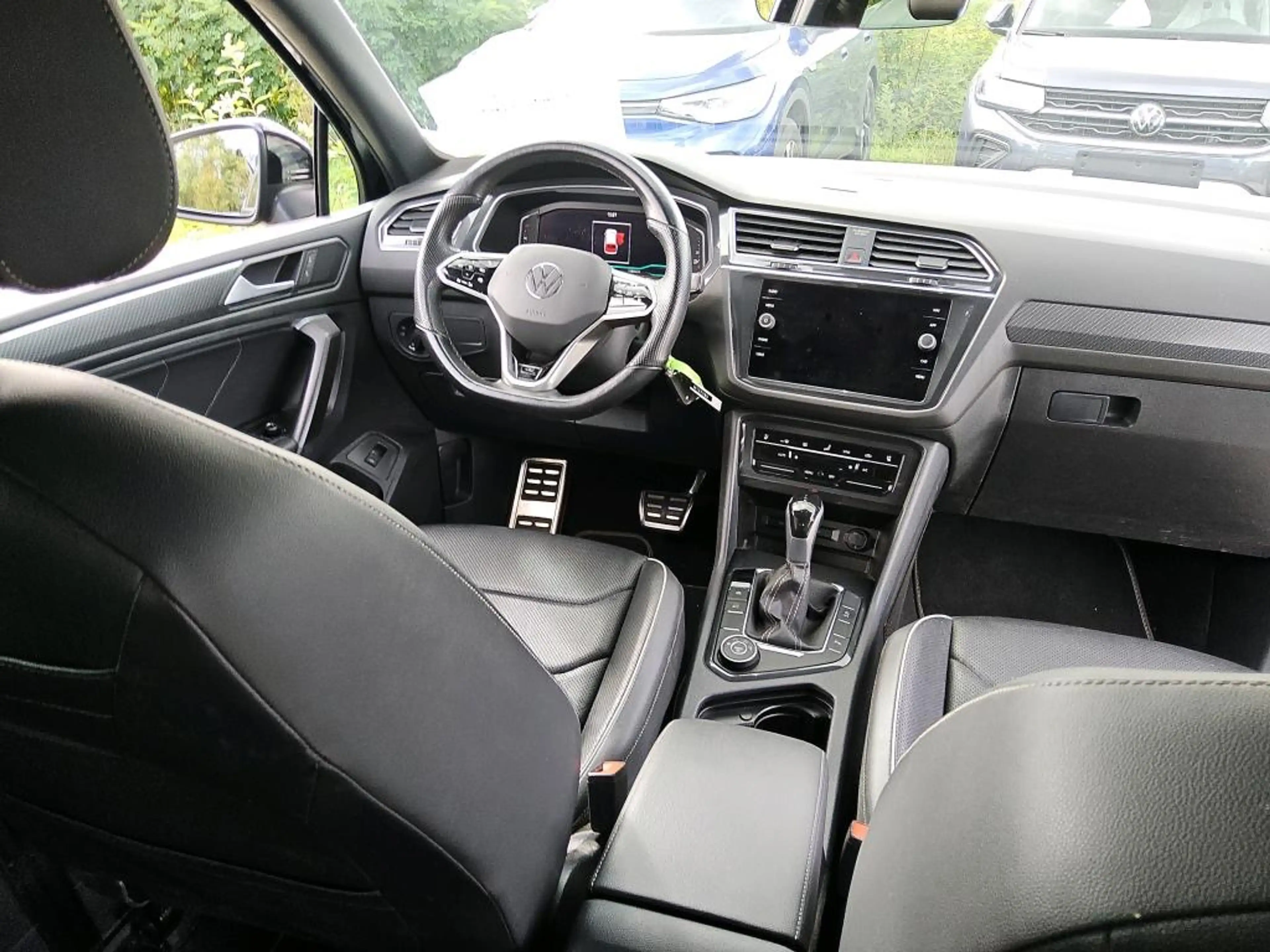 Volkswagen Tiguan Allspace R-Line 4Mot. Black Style *20Zoll*LEDER*SitzKlima*AHK* — photo 8