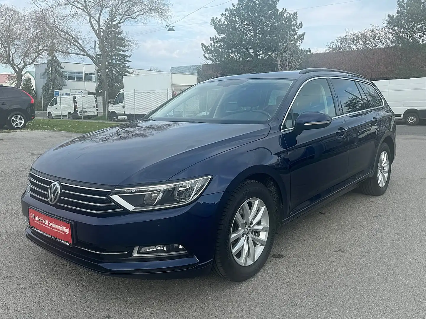 Volkswagen Passat Variant Comfortline 1,6 SCR TDI DSG Blau - 1