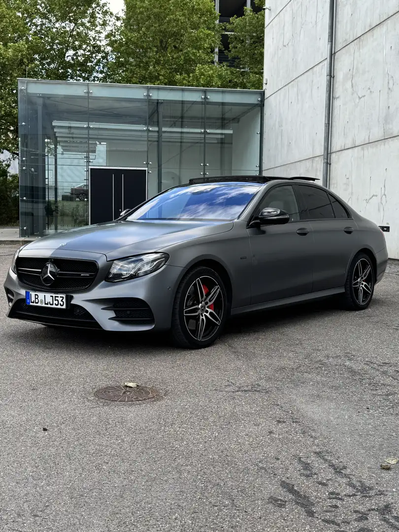 Mercedes-Benz E 350 350e 9G-TRONIC AMG Line - 1