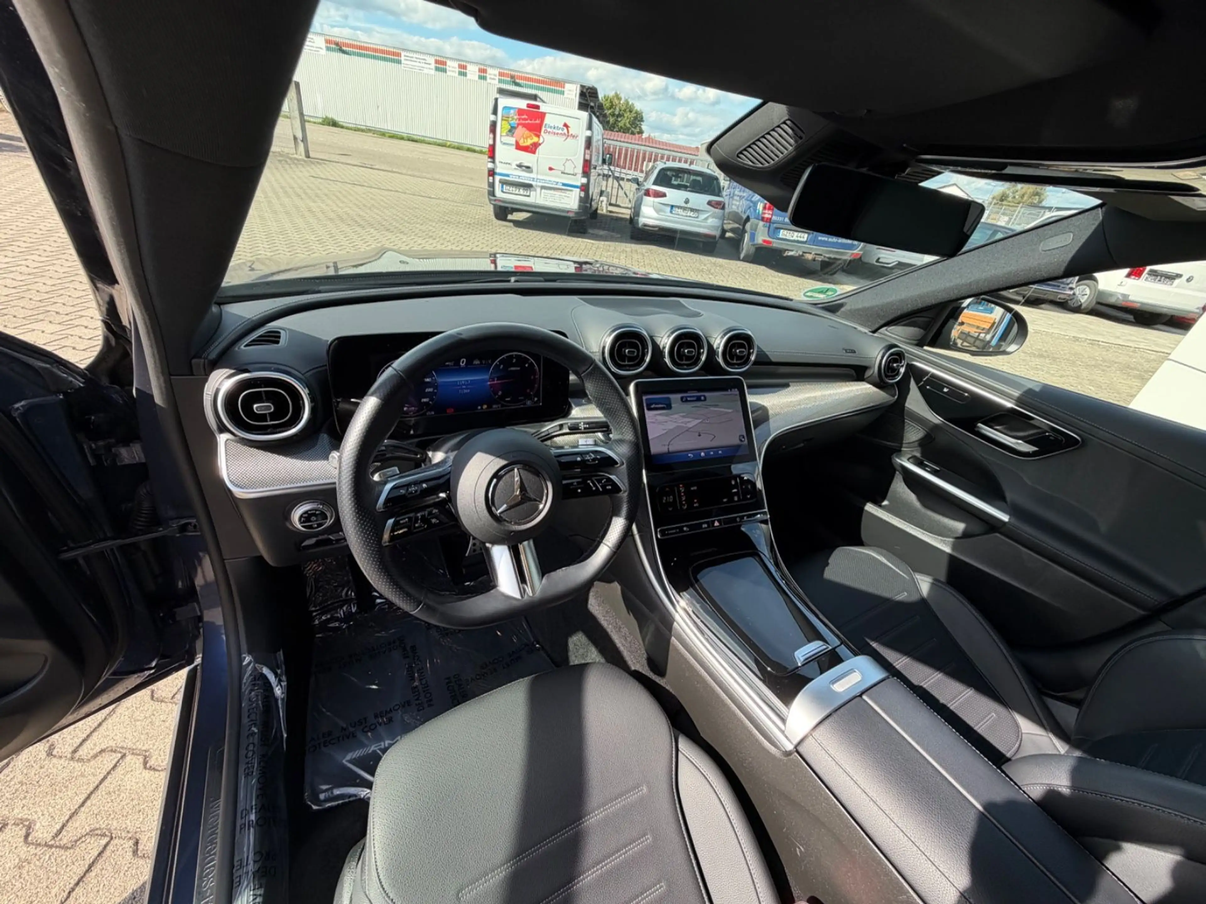 Mercedes-Benz C 200 d AMG Limousine Night Paket 18 Zoll — photo 5