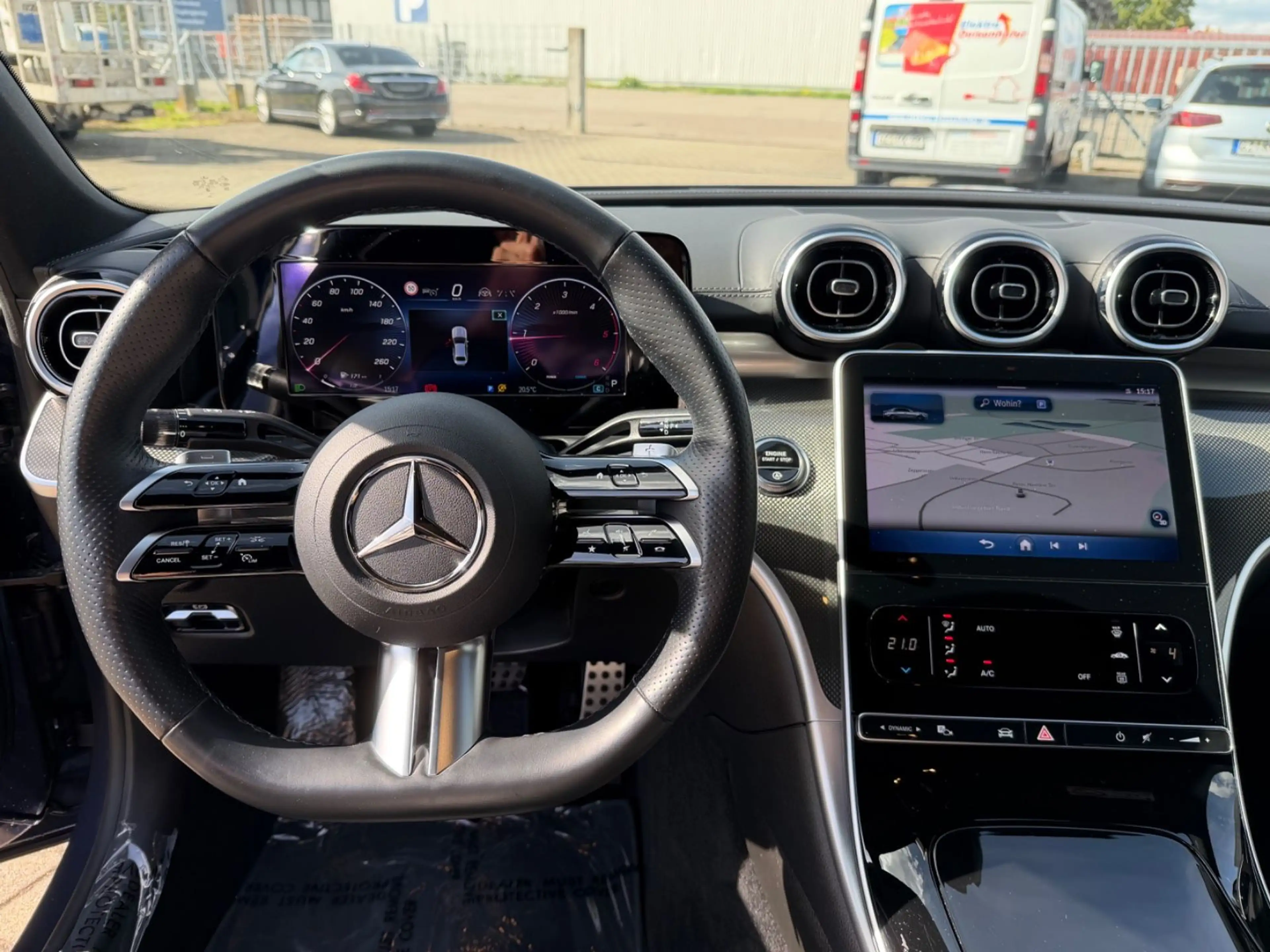 Mercedes-Benz C 200 d AMG Limousine Night Paket 18 Zoll — photo 11