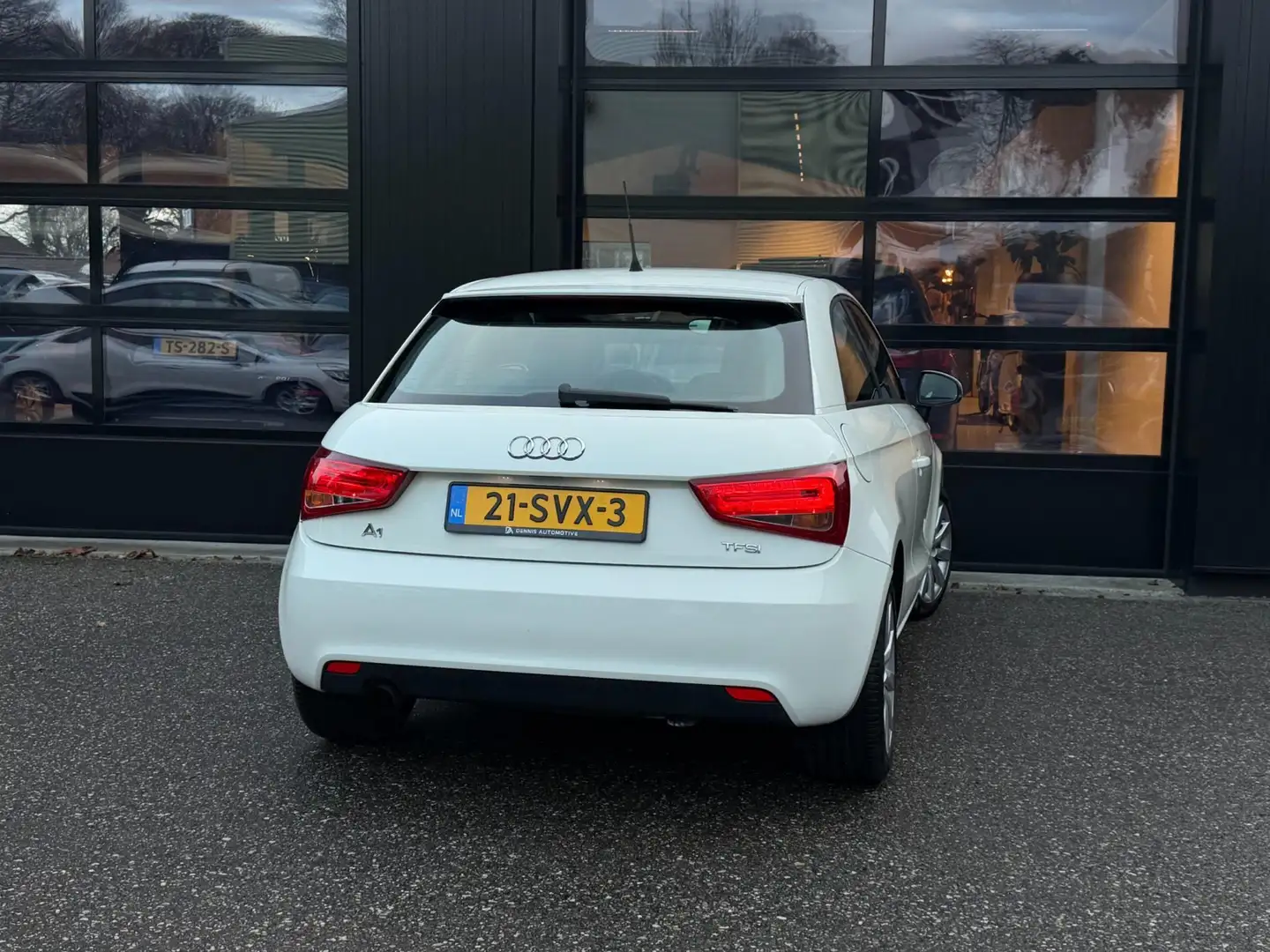 Audi A1 1.2 TFSI Ambition Airco Navi Cruise Weiß - 2