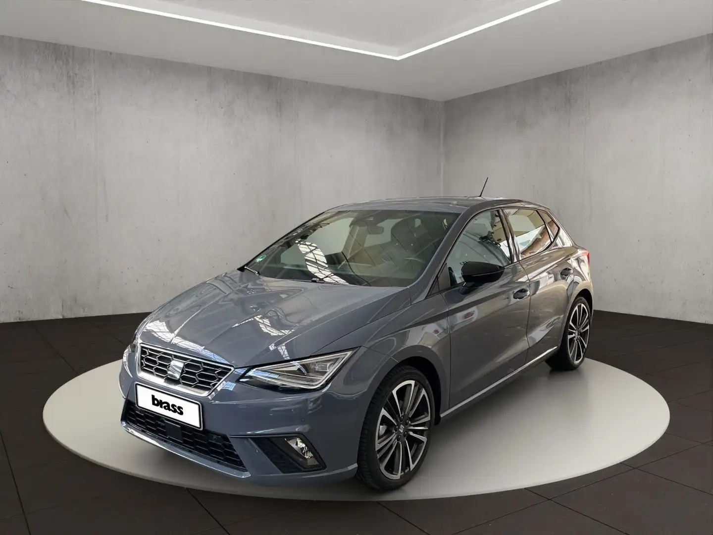 SEAT Ibiza FR Grau - 1