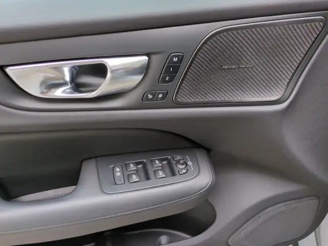 Volvo V60 view 12