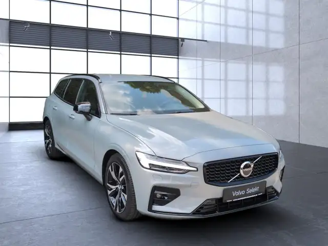 Volvo V60 view 8