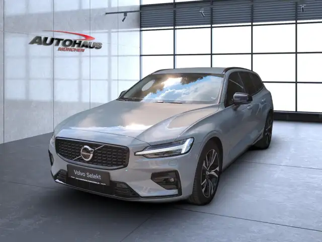 Volvo V60 view 3