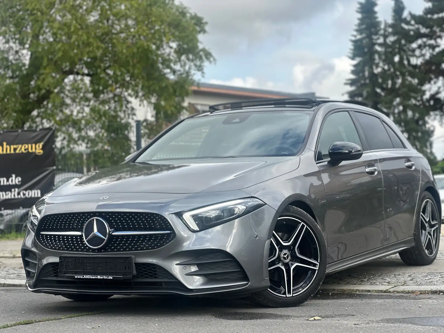Mercedes-Benz A 180 A 180d/Bi-Colour Leder/Pano/Multibeam/Burmester - 1