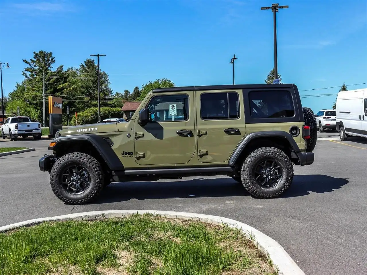 Jeep Wrangler снимка Jeep Wrangler